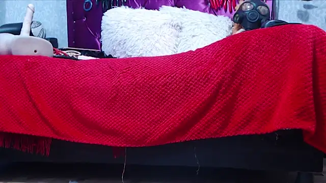 Snapshot of AyshaScott chatting on October 13, 2025, 12:51 pm AyshaScott online show from October 13, 2025, 12:51 pm