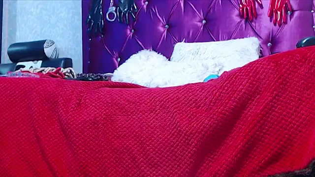 Snapshot of AyshaScott chatting on November 26, 2025, 12:38 pm AyshaScott online show from November 26, 2025, 12:38 pm