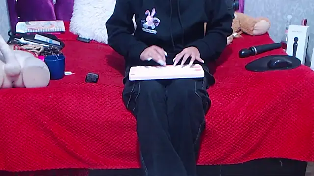 Snapshot of AyshaScott chatting on November 2, 2025, 12:32 pm AyshaScott online show from November 2, 2025, 12:32 pm