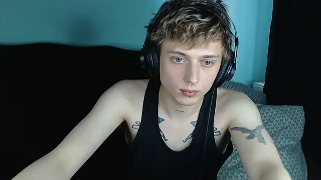 Snapshot of axxxturel chatting on February 26, 2025, 7:34 am axxxturel online show from February 26, 2025, 7:34 am