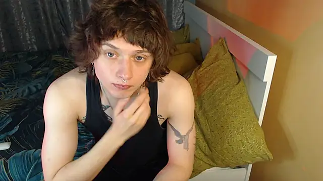 Snapshot of axxxturel chatting on October 1, 2025, 6:34 pm axxxturel online show from October 1, 2025, 6:34 pm