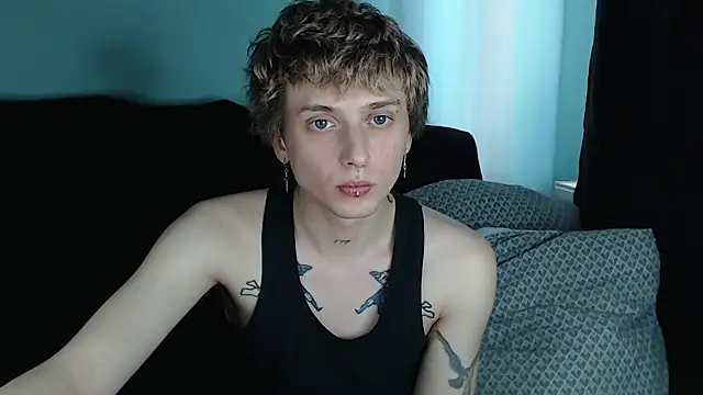 Snapshot of axxxturel chatting on February 26, 2025, 10:49 am axxxturel online show from February 26, 2025, 10:49 am