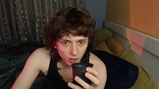 Snapshot of axxxturel chatting on December 15, 2025, 3:23 am axxxturel online show from December 15, 2025, 3:23 am