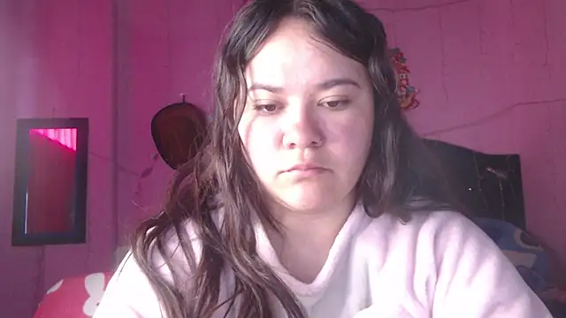 Snapshot of NikkiRous_ chatting on October 14, 2025, 12:28 pm NikkiRous online show from October 14, 2025, 12:28 pm