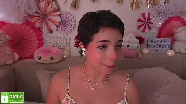 Snapshot of Cheerrysweett chatting on February 26, 2025, 8:47 pm Cheerrysweett online show from February 26, 2025, 8:47 pm