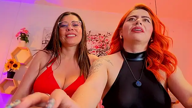 Dulce charlottee online show from November 22, 2025, 9:13 pm