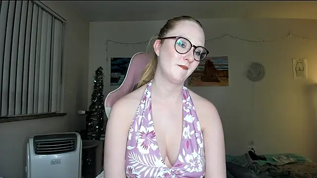 AudreyMadisonX online show from February 18, 2025, 8:16 am