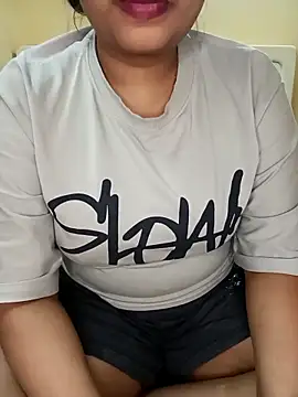 Im Cute online show from February 2, 2026, 11:42 am