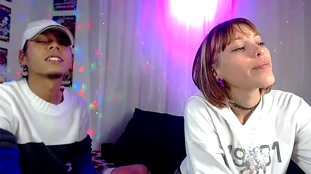 KokoAndRin online show from August 5, 2026, 1:32 am