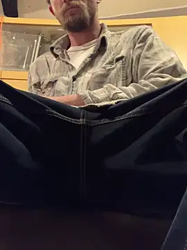 BIGWHITECOCKDOC36 online show from December 27, 2024, 11:28 am