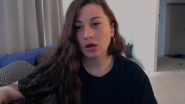 Snapshot of Helen_Adams_ chatting on June 30, 2026, 5:51 am Helen Adams online show from June 30, 2026, 5:51 am