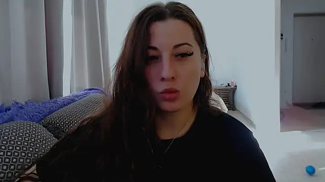 Snapshot of Helen_Adams_ chatting on August 4, 2026, 5:56 am Helen Adams online show from August 4, 2026, 5:56 am