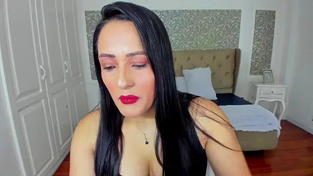 Snapshot of KimWessel_ chatting on July 11, 2026, 7:47 pm KimWessel online show from July 11, 2026, 7:47 pm