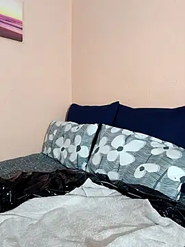 Fantasy1976 online show from January 12, 2026, 5:53 pm