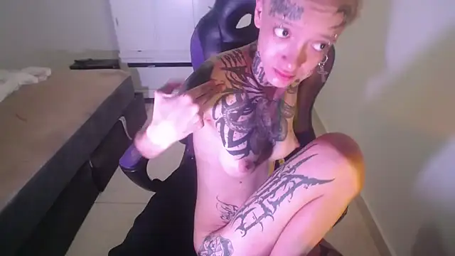 Snapshot of barbara_anal_squirt_ chatting on October 16, 2025, 9:01 pm barbara anal squirt online show from October 16, 2025, 9:01 pm