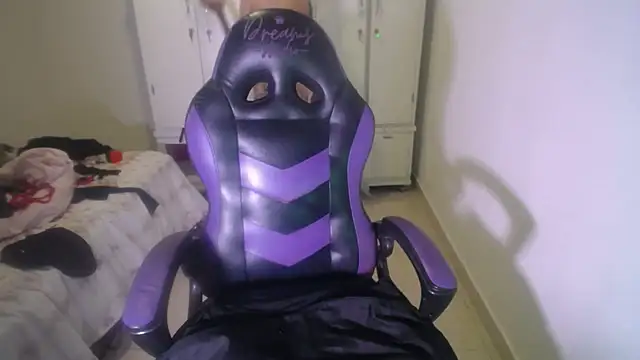 Snapshot of barbara_anal_squirt_ chatting on October 18, 2025, 11:07 pm barbara anal squirt online show from October 18, 2025, 11:07 pm