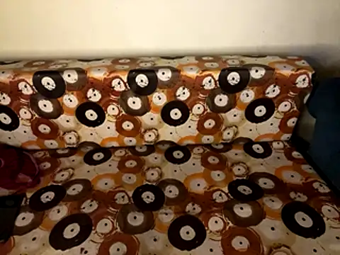 Snapshot of shuhana_ chatting on October 16, 2025, 12:52 am shuhana online show from October 16, 2025, 12:52 am