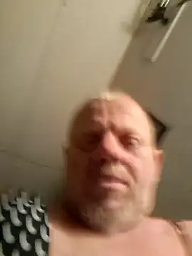 Snapshot of MagicAdmiralty5 chatting on July 2, 2026, 2:23 am MagicAdmiralty5 online show from July 2, 2026, 2:23 am