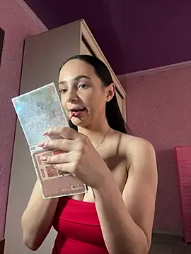 Snapshot of Kristis43 chatting on June 12, 2026, 2:15 pm Kristis43 online show from June 12, 2026, 2:15 pm