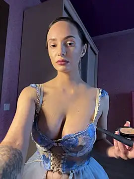Snapshot of Kristis43 chatting on May 23, 2026, 4:50 pm Kristis43 online show from May 23, 2026, 4:50 pm