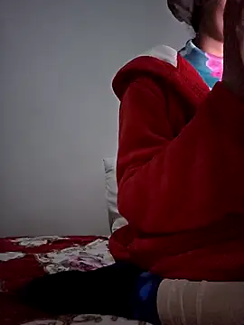 Snapshot of altinya chatting on March 17, 2026, 11:30 pm altinya online show from March 17, 2026, 11:30 pm