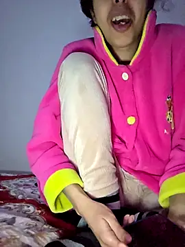 Snapshot of altinya chatting on March 4, 2026, 6:21 am altinya online show from March 4, 2026, 6:21 am