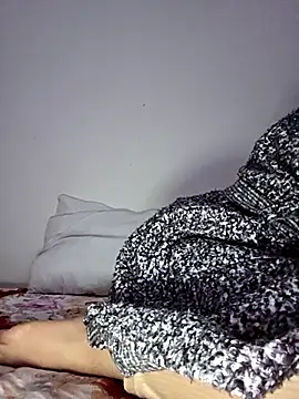 Snapshot of altinya chatting on March 5, 2026, 1:57 am altinya online show from March 5, 2026, 1:57 am