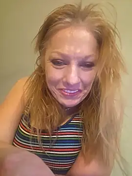 Snapshot of we8camgirl chatting on April 15, 2026, 9:04 pm we8camgirl online show from April 15, 2026, 9:04 pm