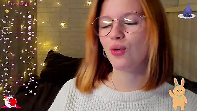 Snapshot of lauritta_shy chatting on December 11, 2024, 1:15 am lauritta shy online show from December 11, 2024, 1:15 am