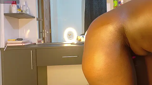 Snapshot of online_bestie chatting on September 14, 2025, 10:59 am online bestie online show from September 14, 2025, 10:59 am