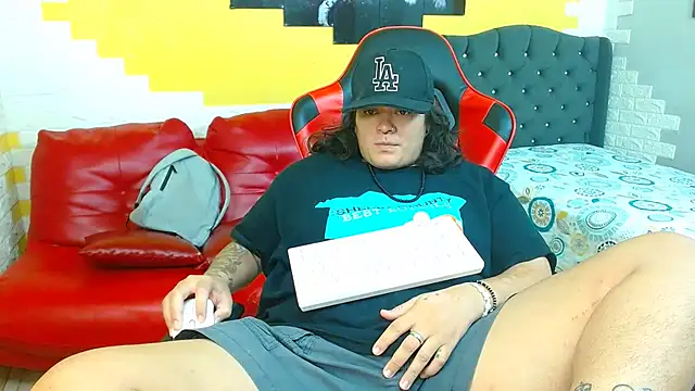 snowflake xxx online show from February 27, 2026, 4:29 pm