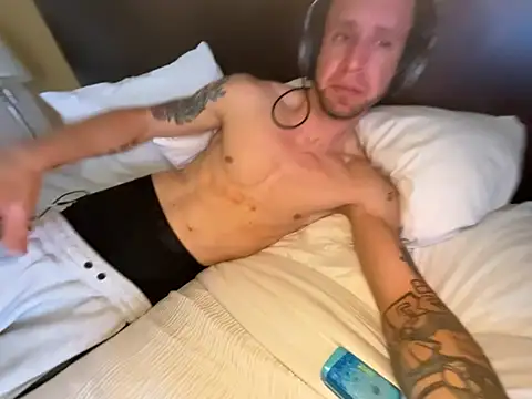 Snapshot of Alphanik4 chatting on February 27, 2026, 5:07 am Alphanik4 online show from February 27, 2026, 5:07 am