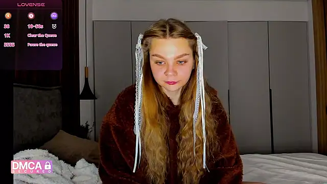 Molly sweetie online show from January 12, 2026, 7:15 am