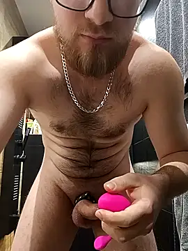 Snapshot of Sweet_bear69 chatting on February 11, 2025, 8:10 pm Sweet bear69 online show from February 11, 2025, 8:10 pm