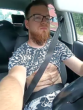 Snapshot of Sweet_bear69 chatting on September 11, 2025, 1:11 pm Sweet bear69 online show from September 11, 2025, 1:11 pm