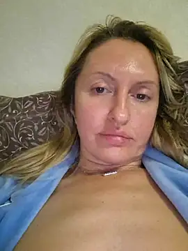 Snapshot of Miss____Mia_ chatting on November 4, 2025, 3:16 pm Miss Mia online show from November 4, 2025, 3:16 pm