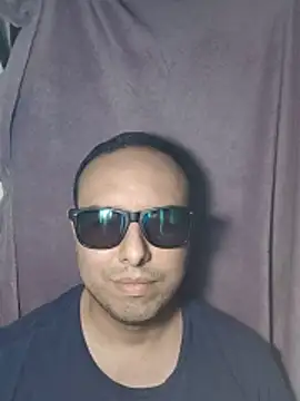 Snapshot of ElSunEagle chatting on July 1, 2026, 3:18 am ElSunEagle online show from July 1, 2026, 3:18 am