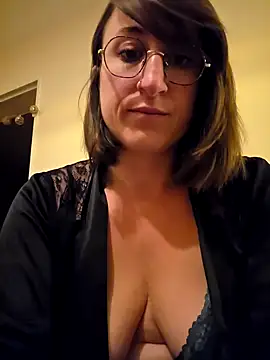 Snapshot of minierose chatting on October 10, 2025, 4:02 am minierose online show from October 10, 2025, 4:02 am