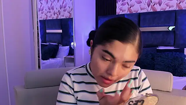 GiselOrtiz online show from March 1, 2025, 9:51 am