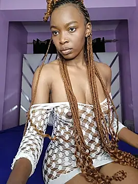 Snapshot of Pretty-queen123 chatting on February 24, 2026, 10:05 am Pretty-queen123 online show from February 24, 2026, 10:05 am