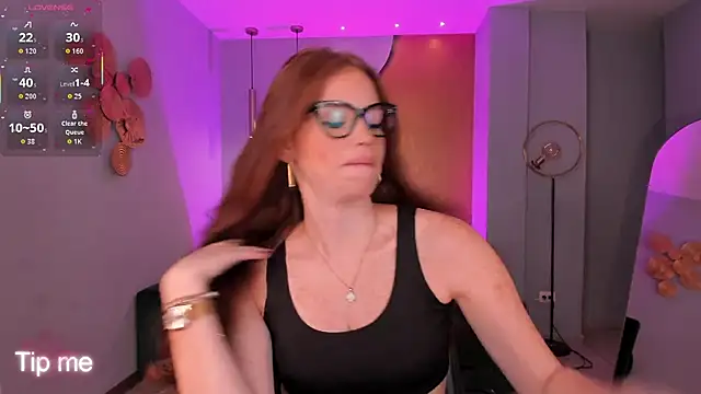 CorinneRusso online show from February 19, 2026, 12:46 pm