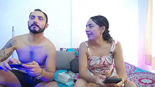  joanne and oliver  online show from December 2, 2025, 4:09 pm