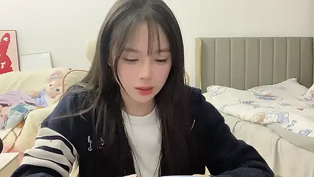 Snapshot of stellar-BB chatting on February 1, 2025, 6:40 pm stellar-BB online show from February 1, 2025, 6:40 pm