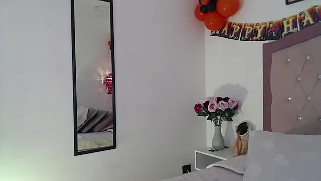 AnnadirtyXo online show from October 13, 2025, 4:14 am