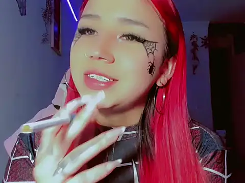 Snapshot of madisonx17 chatting on October 17, 2025, 8:54 pm madisonx17 online show from October 17, 2025, 8:54 pm