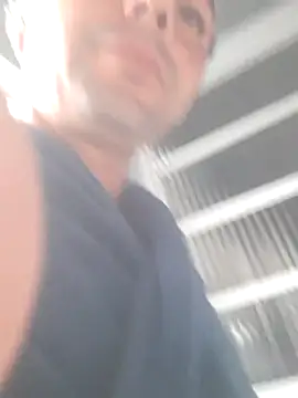 bigruyter online show from October 12, 2025, 9:10 am