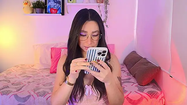 lilyy evanss online show from January 15, 2026, 9:29 pm