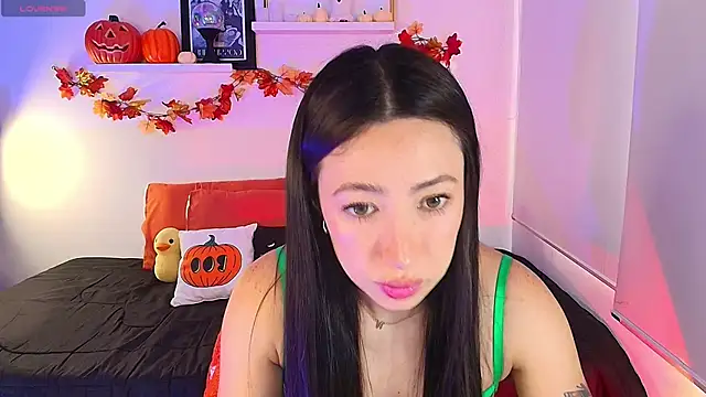 Snapshot of lilyy_evanss chatting on October 27, 2025, 9:16 pm lilyy evanss online show from October 27, 2025, 9:16 pm