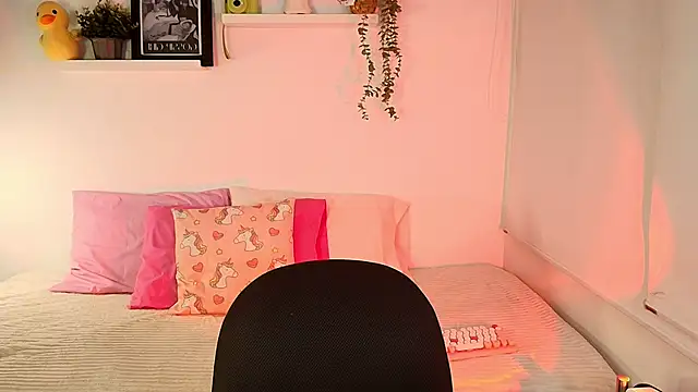 Snapshot of lilyy_evanss chatting on November 26, 2025, 11:38 pm lilyy evanss online show from November 26, 2025, 11:38 pm