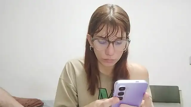 Snapshot of Luna-e-Franco1 chatting on June 18, 2026, 10:48 pm Luna-e-Franco1 online show from June 18, 2026, 10:48 pm